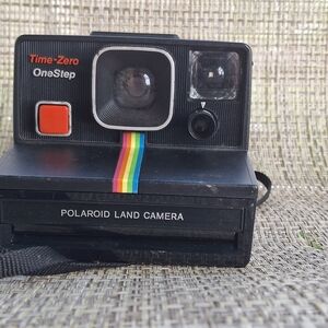 Polaroid OneStep Black Instant Camera